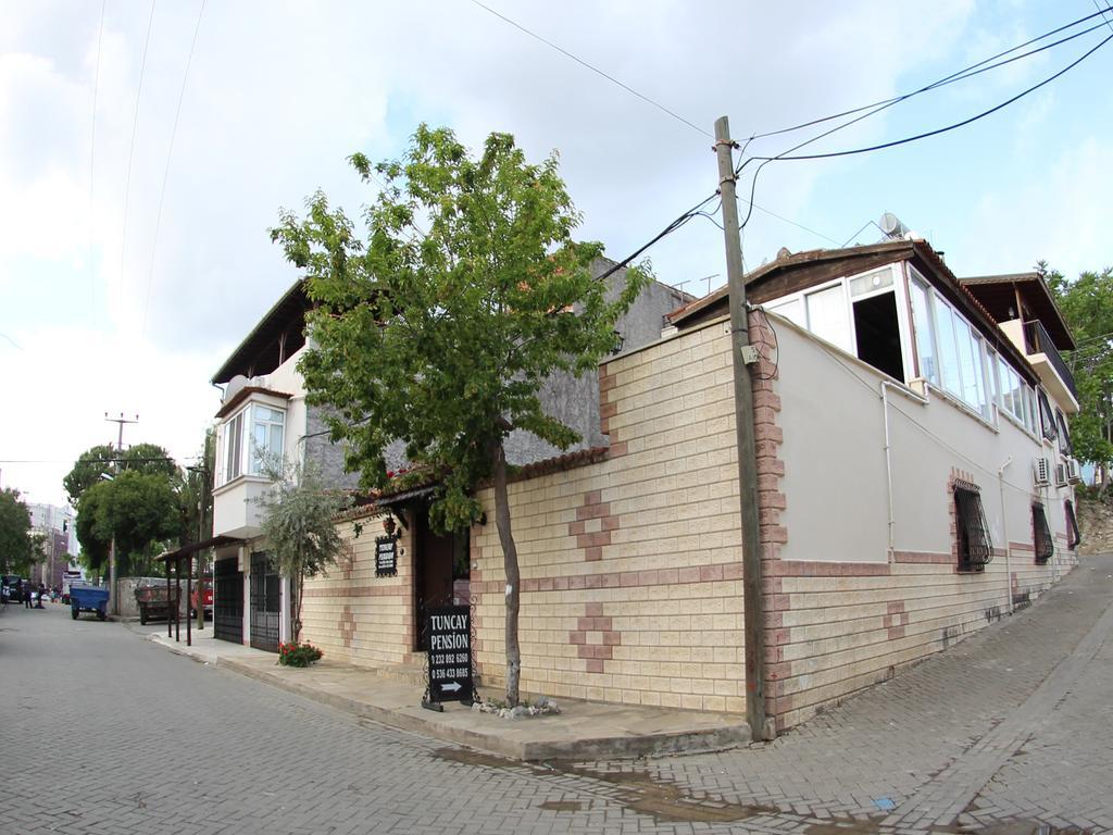 Tuncay Pension Сельчук Екстер'єр фото